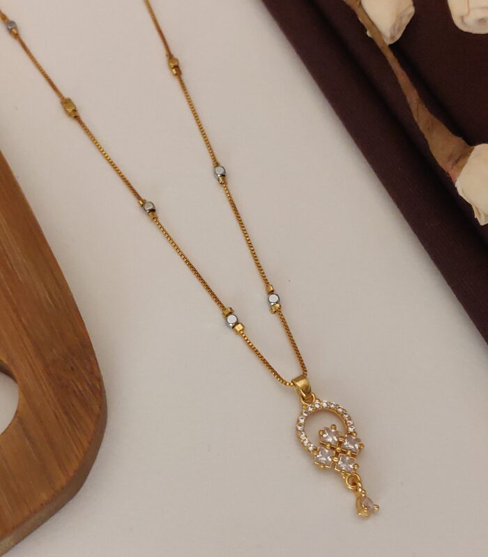Elegant Floral Arch AD Pendant Micro Gold-Plated