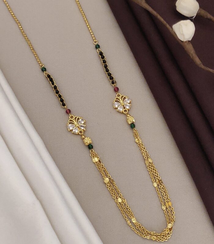 Elegant Gold-Plated Leafy Floral Connector Necklace