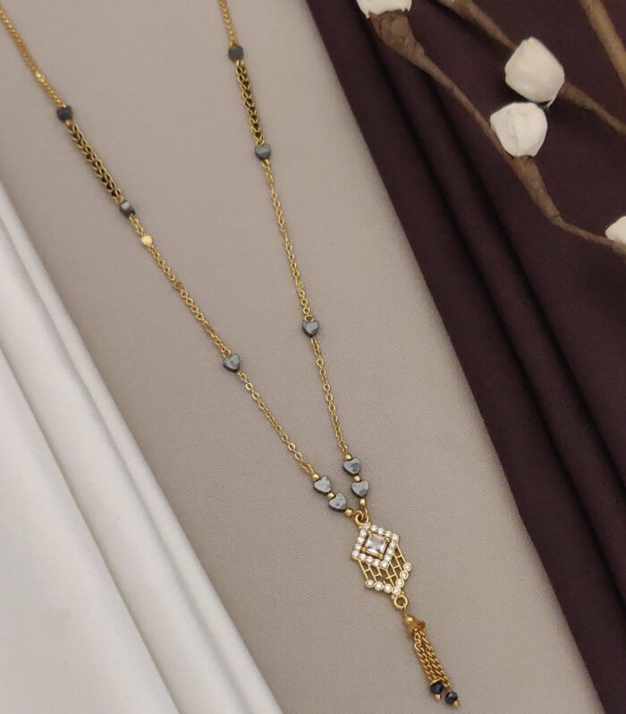 Modern Rhombus Mangalsutra with Dark Metallic Hearts