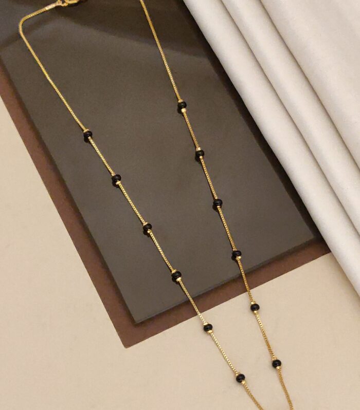 Classic Single-Strand Black Bead Necklace