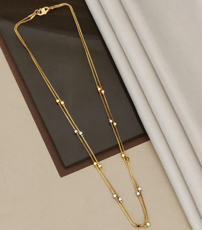 Aura Dual-tone Geometric bead station Chain