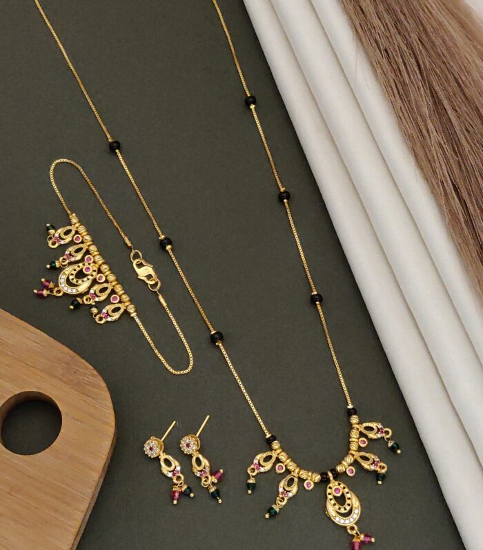 Maharashtrian Crescent Moon Mangalsutra Combo Set
