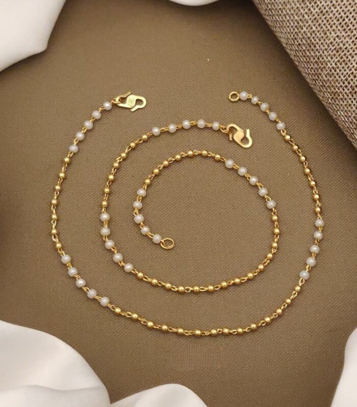 Classic White Pearl & Golden Ball Payal
